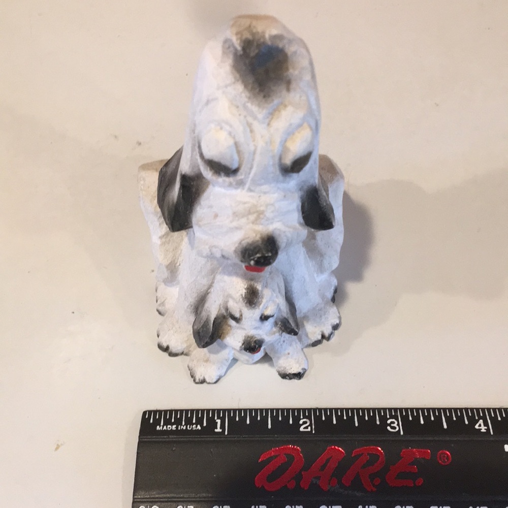 Vintage Chalkware dogs, mom and pup - Picture 7 of 8